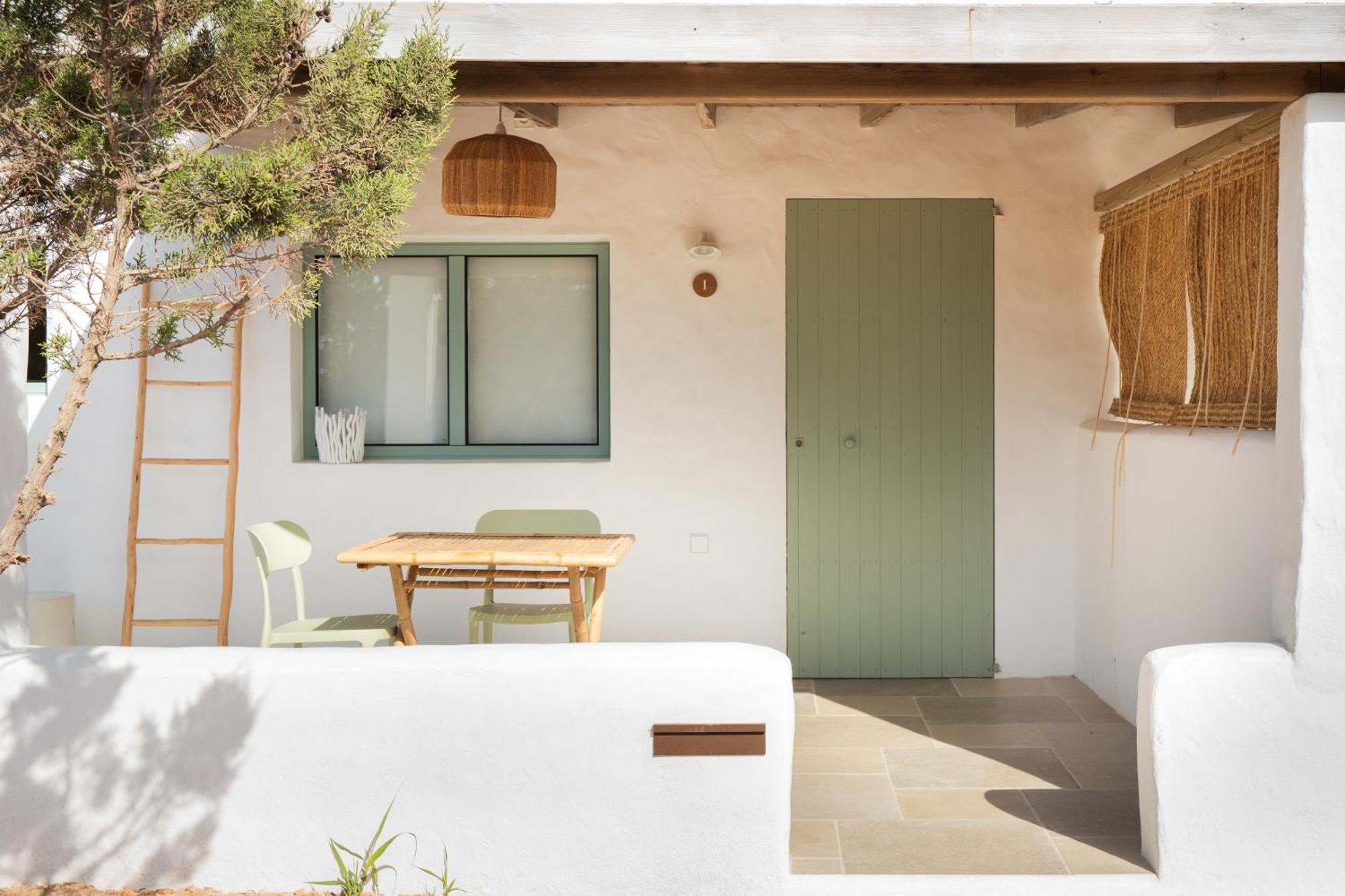 Apartamentos Punta Rasa Cala Saona Zewnętrze zdjęcie