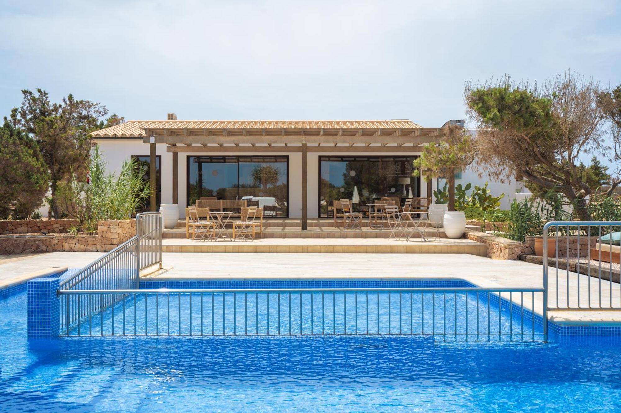 Apartamentos Punta Rasa Cala Saona Zewnętrze zdjęcie