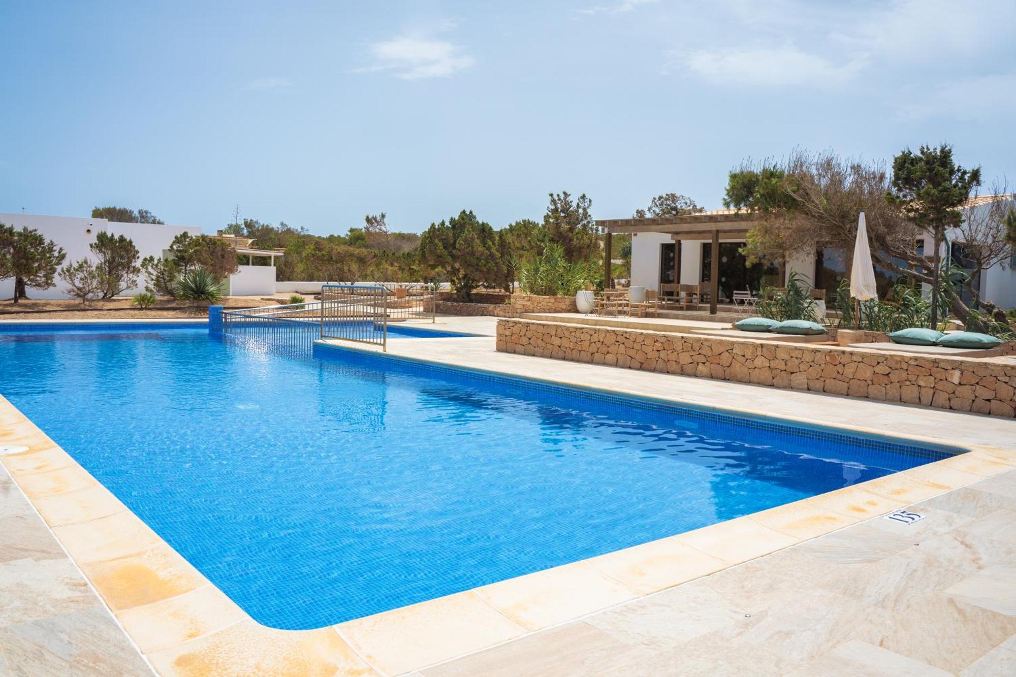 Apartamentos Punta Rasa Cala Saona Zewnętrze zdjęcie